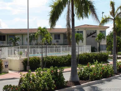 Florida Multi Family Properties For Sale - Let us help you buy or sell your next Multi Family Property