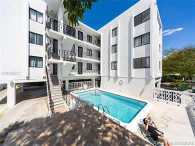 Florida Multi Family Properties For Sale - Let us help you buy or sell your next Multi Family Property
