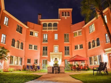 Florida Multi Family Properties For Sale - Let us help you buy or sell your next Multi Family Property