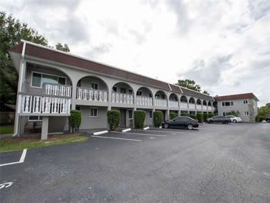 Florida Multi Family Properties For Sale - Let us help you buy or sell your next Multi Family Property