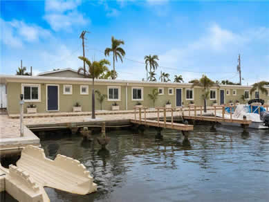 Florida Multi Family Properties For Sale - Let us help you buy or sell your next Multi Family Property