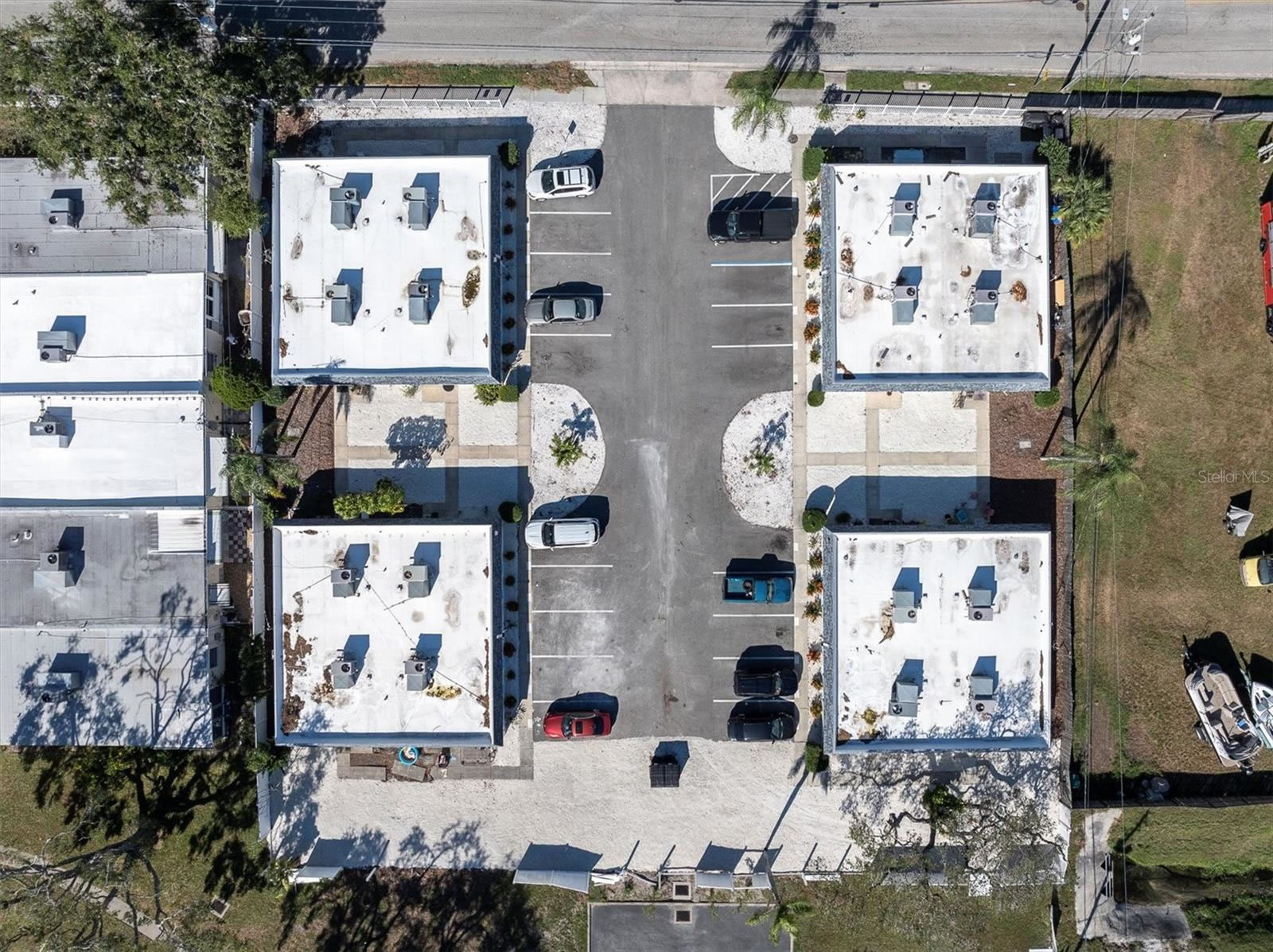 16 Unit Multi Family Property For Sale in Dunedin, FL $3,750,000