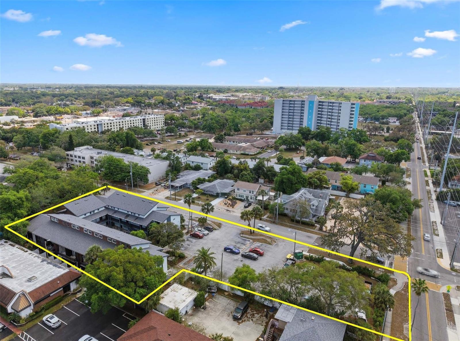 33 Unit Multi Family Property For Sale in Clearwater, Florida - $5,250,000 33 Unit Multi Family Property For Sale in Clearwater, Florida - $5,250,000
